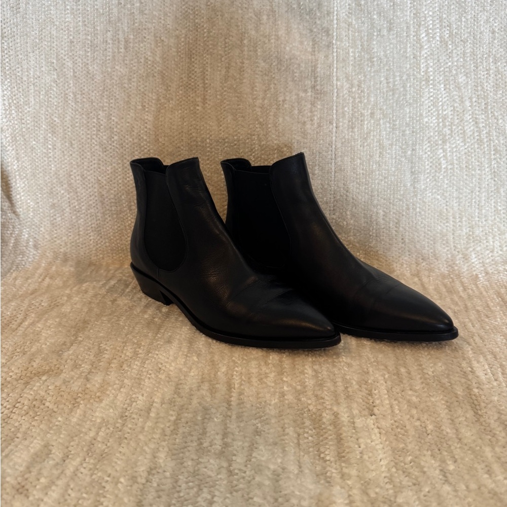 AGL women’s black ankle boots